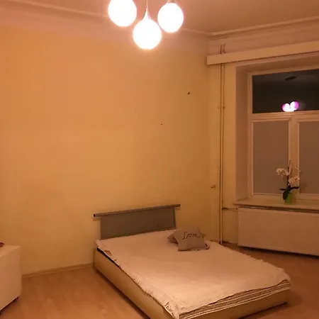 Cosy City Center With A Balcony